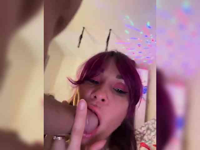 Ajara_Gujuu webcam