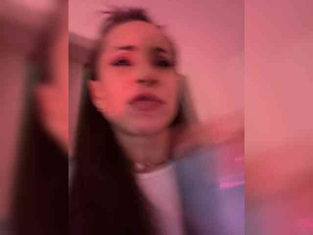 VIP17CoupleDream webcam