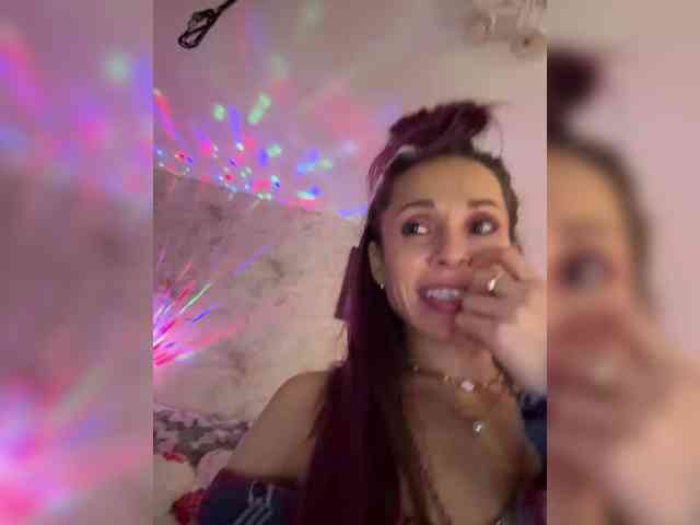 Ajara_Gujuu webcam