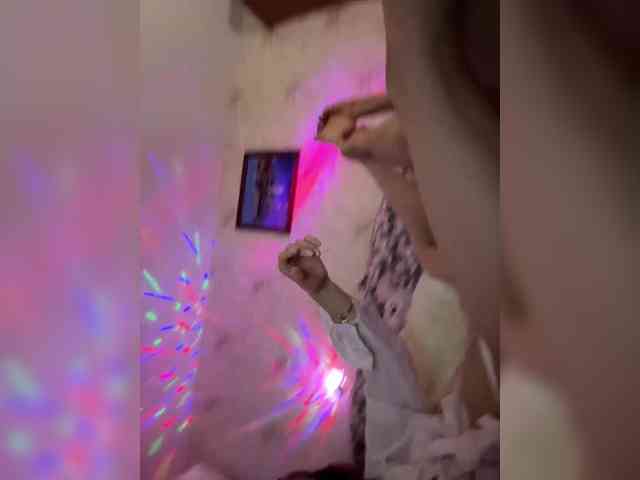 Ajara_Gujuu webcam