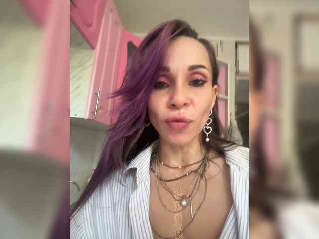 Ajara_Gujuu webcam
