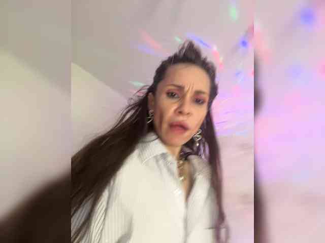 Ajara_Gujuu webcam