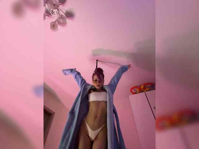 VIP17CoupleDream webcam