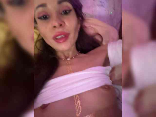 VIP17CoupleDream webcam