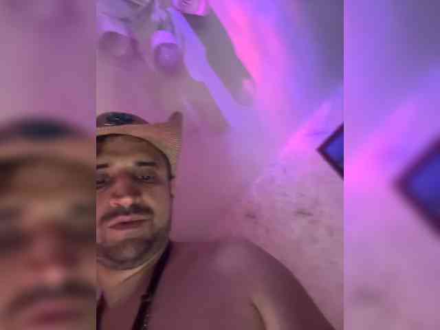 VIP17CoupleDream webcam