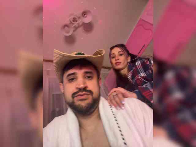 VIP17CoupleDream webcam