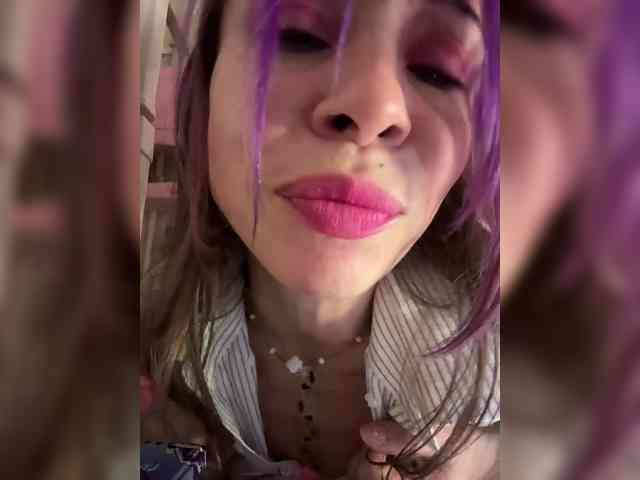 VIP17CoupleDream webcam
