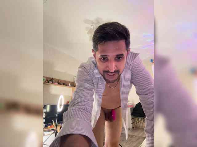 Ajara_Gujuu webcam