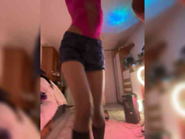 VIP17CoupleDream webcam