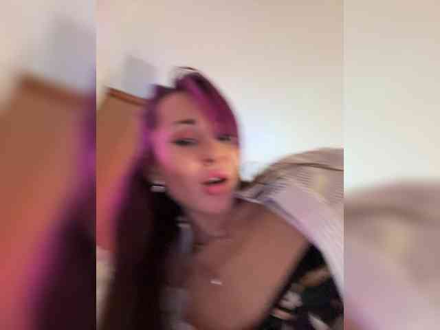Ajara_Gujuu webcam