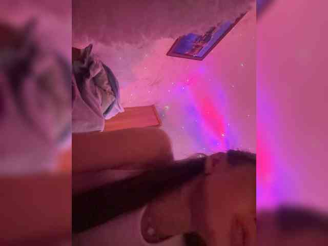 VIP17CoupleDream webcam