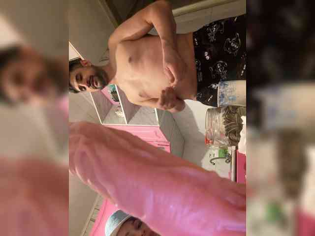 VIP17CoupleDream webcam