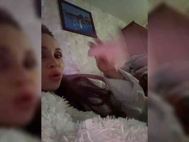 VIP17CoupleDream webcam