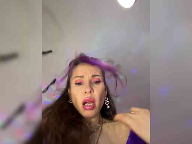 Ajara_Gujuu webcam
