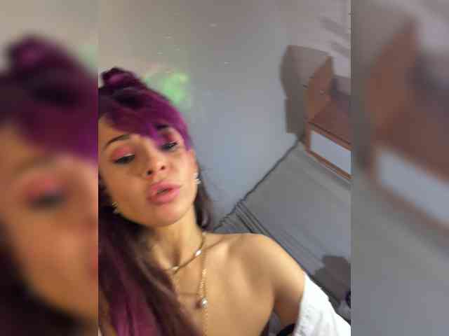 Ajara_Gujuu webcam
