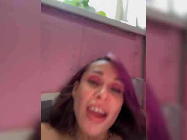 VIP17CoupleDream webcam