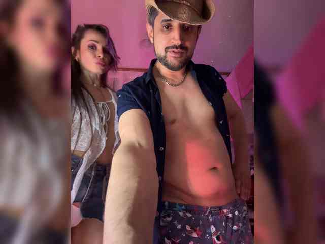 VIP17CoupleDream webcam