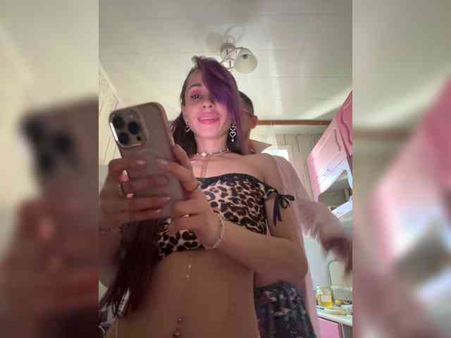 Ajara_Gujuu webcam
