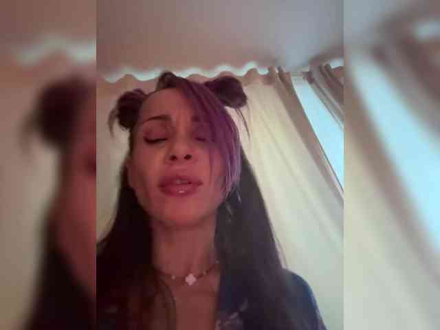 VIP17CoupleDream webcam