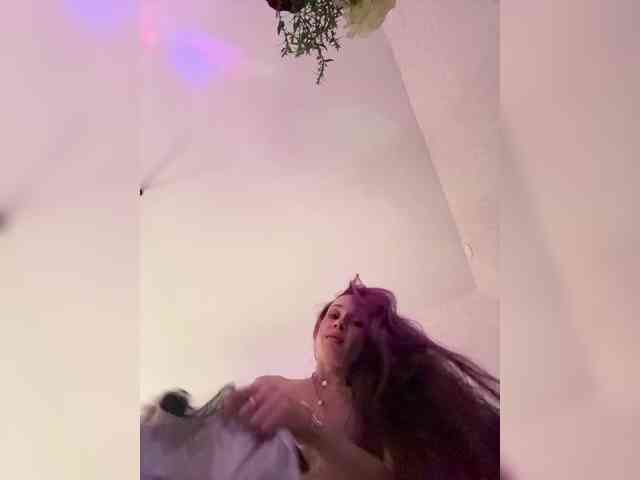Ajara_Gujuu webcam