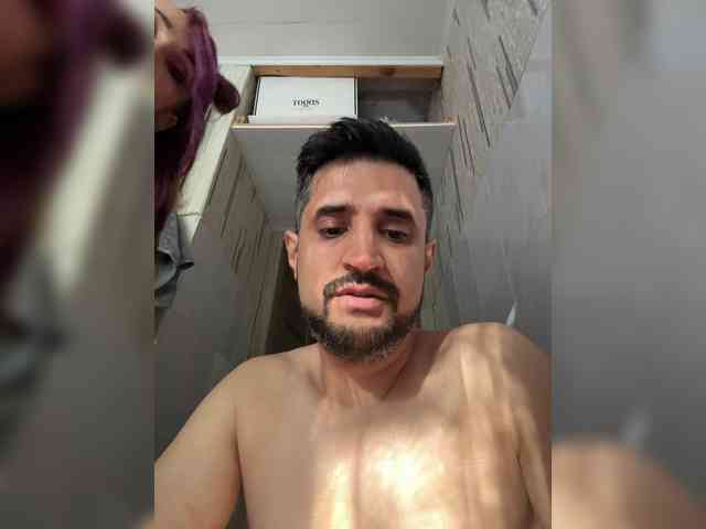 VIP17CoupleDream webcam