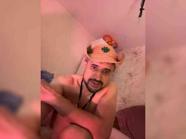VIP17CoupleDream webcam