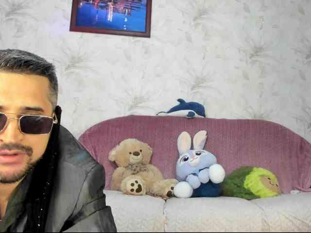 Ajara_gujuu's cam show statistics and live stream