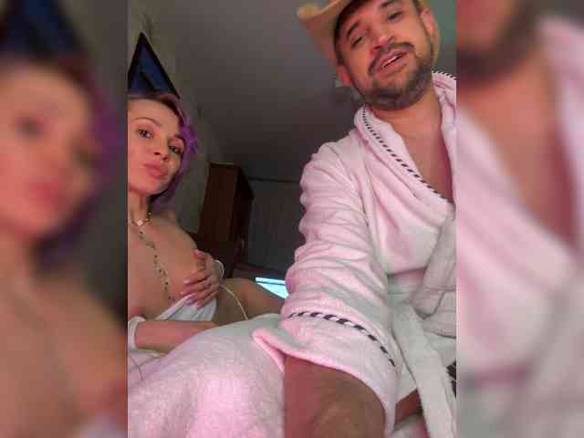 VIP17CoupleDream webcam