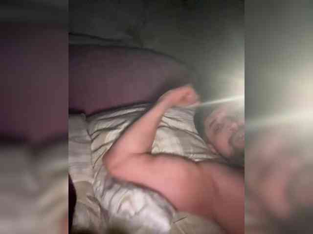 VIP17CoupleDream webcam