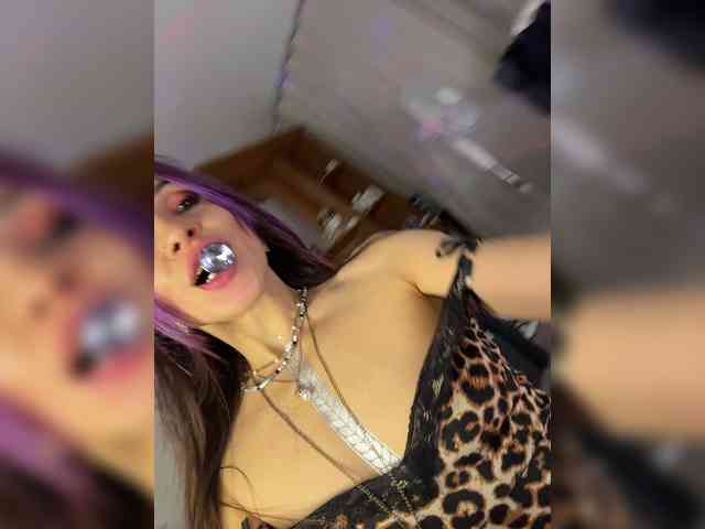 Ajara_Gujuu webcam