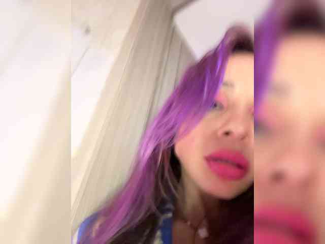 VIP17CoupleDream webcam