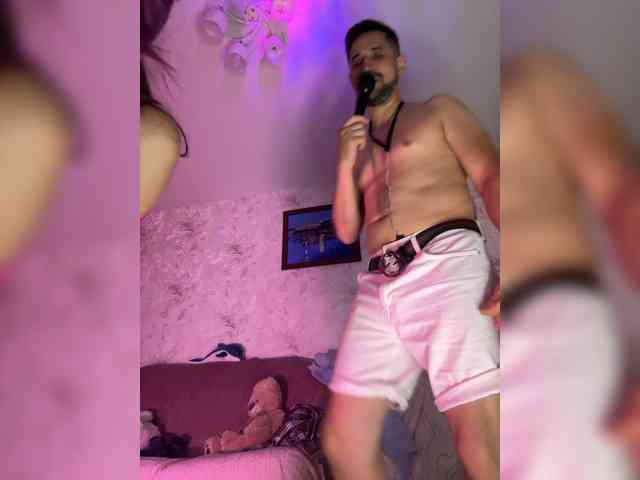 VIP17CoupleDream webcam