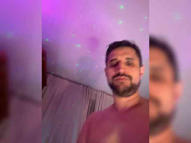 VIP17CoupleDream webcam