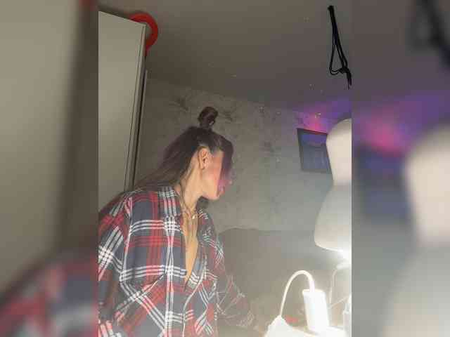 VIP17CoupleDream webcam
