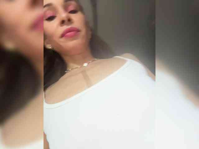 VIP17CoupleDream webcam