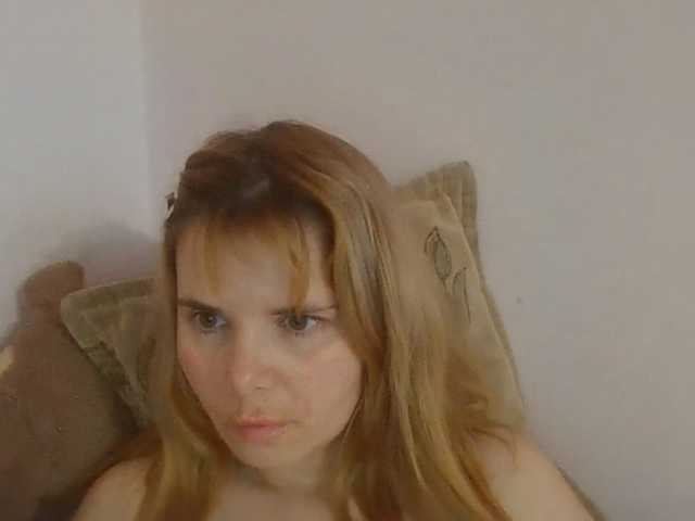 Sex chat gratuit in direct cu ElenaPleasure pe BongaCams