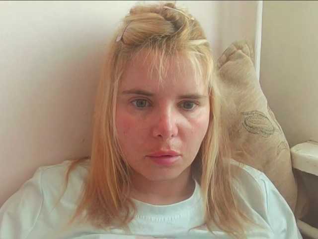 ElenaPleasure live cam on BongaCams