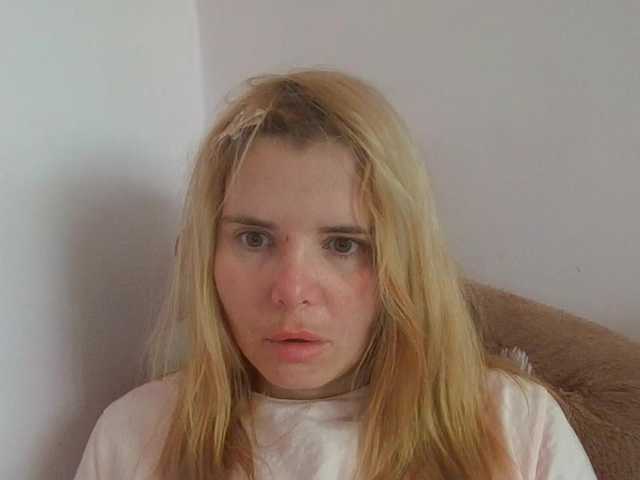 ElenaPleasure live cam on BongaCams