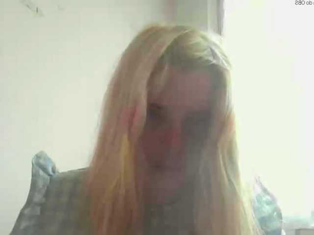 ElenaPleasure live cam on BongaCams