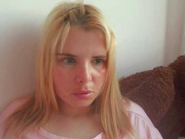 ElenaPleasure live cam on BongaCams