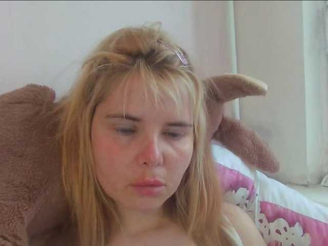 ElenaPleasure webcam