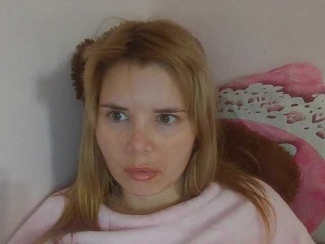 ElenaPleasure live cam preview