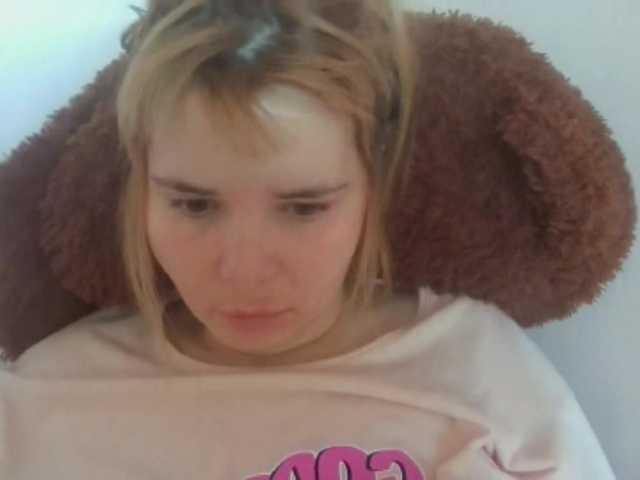ElenaPleasure — live female cam