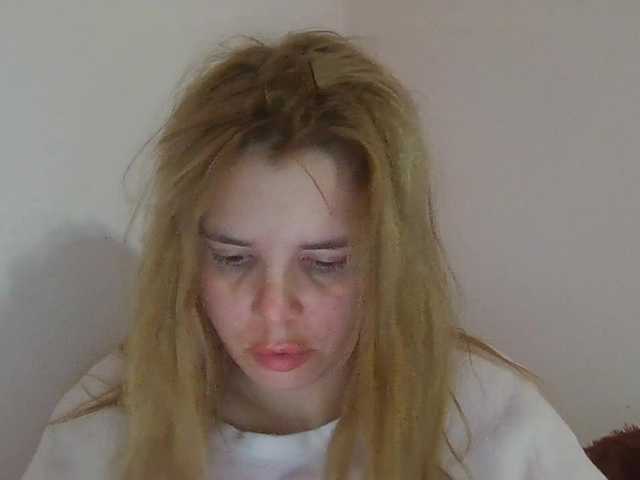 ElenaPleasure live cam on BongaCams