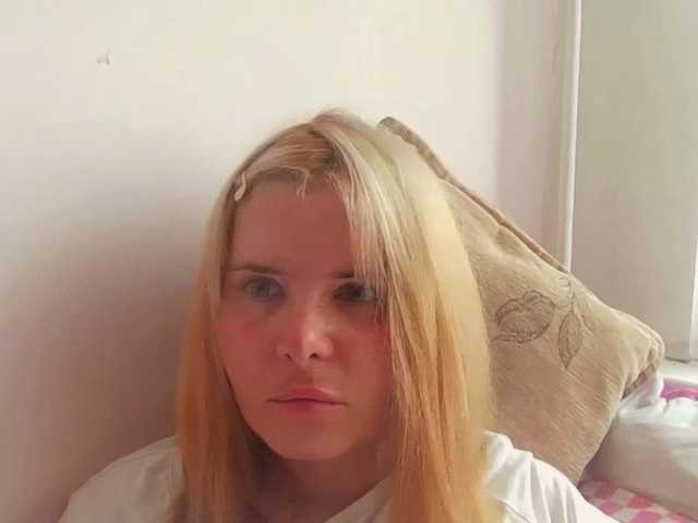 ElenaPleasure webcam