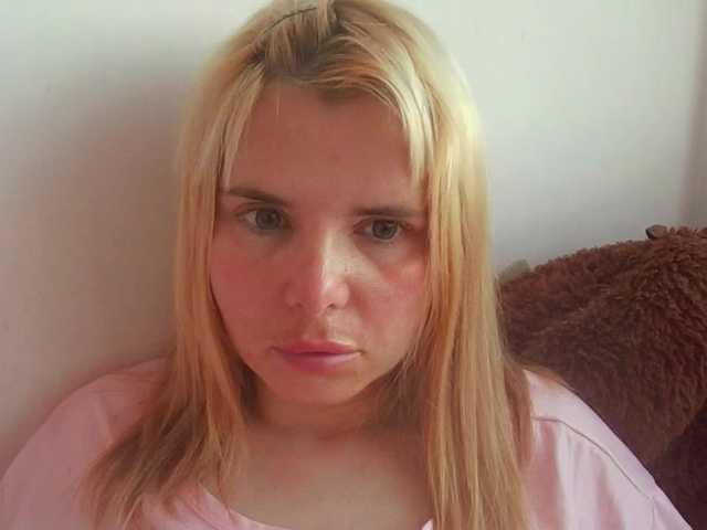 ElenaPleasure live cam on BongaCams