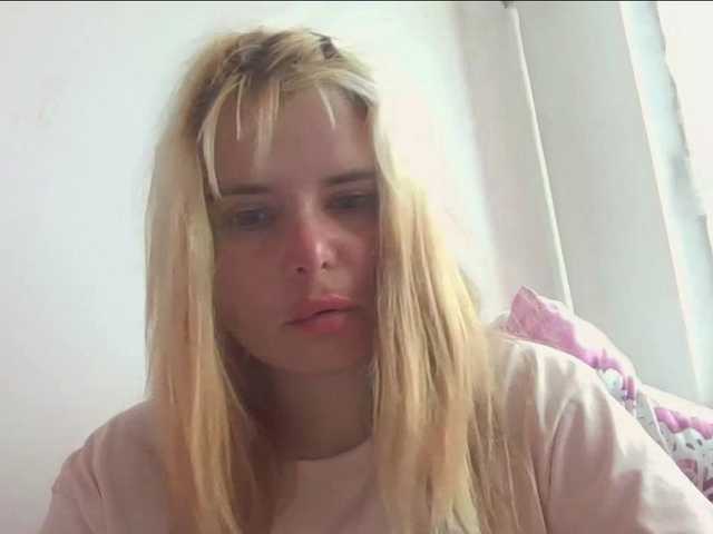 ElenaPleasure live cam on BongaCams