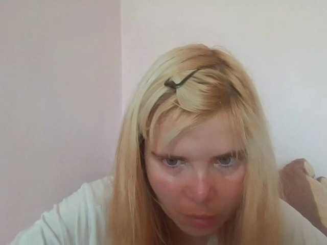 ElenaPleasure live cam on BongaCams