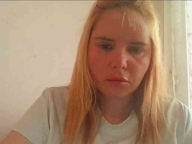 ElenaPleasure webcam