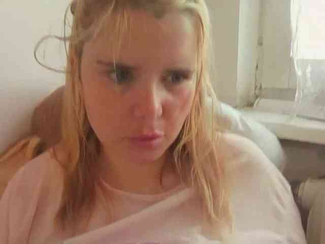 ElenaPleasure webcam